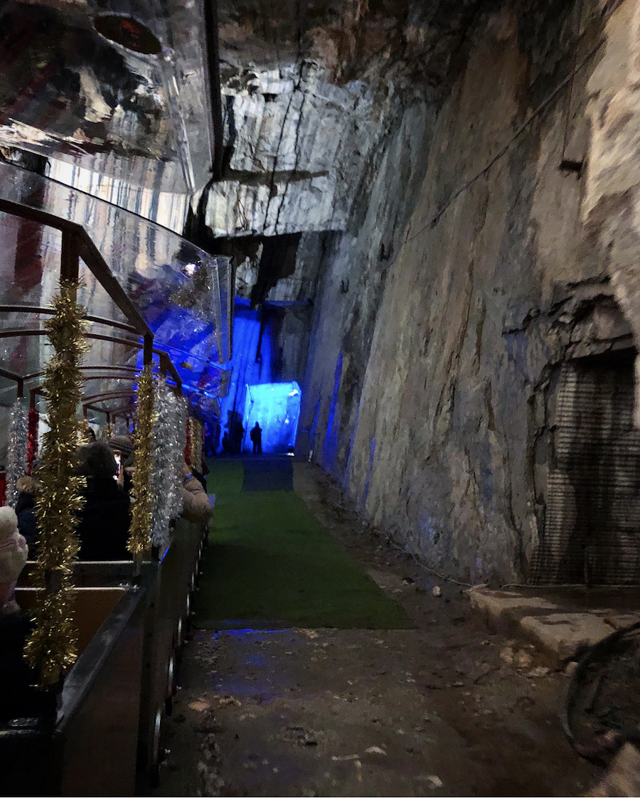 grotta-di-babbo-natale-interno