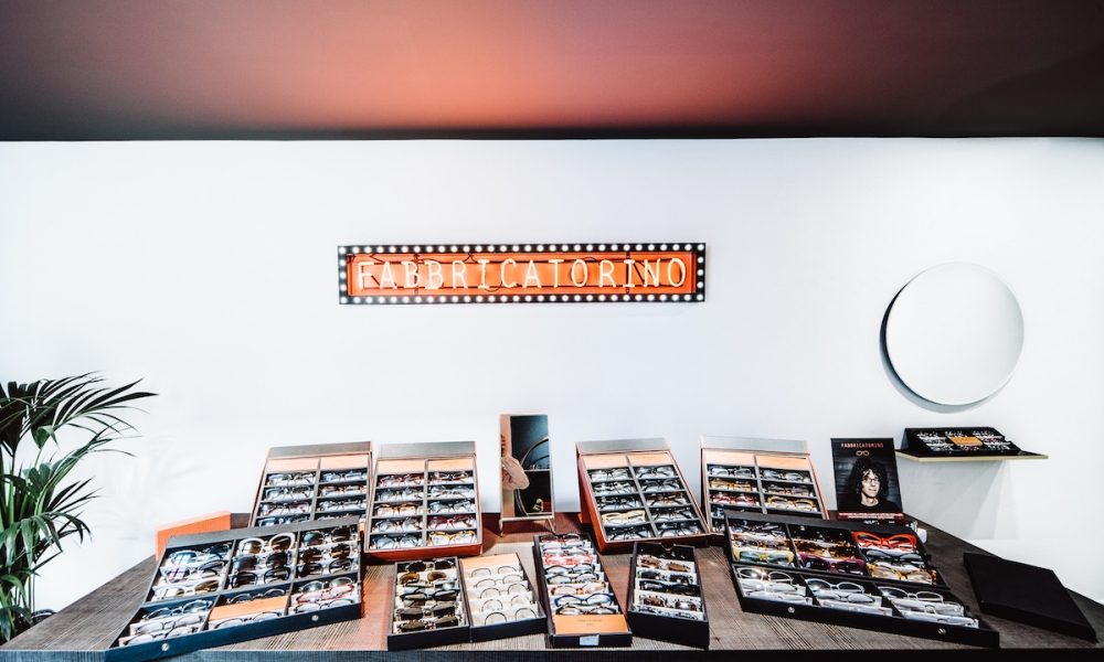 FABBRICATORINO UPCYCLED: I NOSTRI OCCHIALI REALIZZATI CON MATERIALI RICICLATI