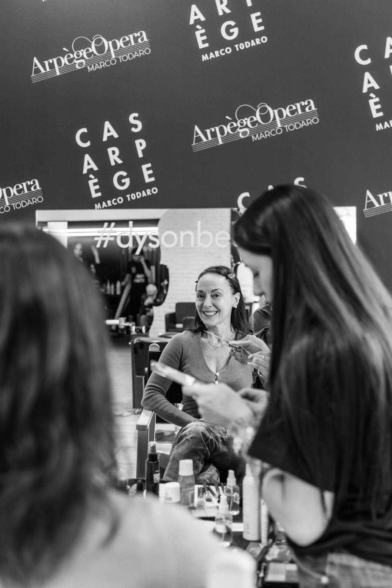 backstage trucco modella per un giorno