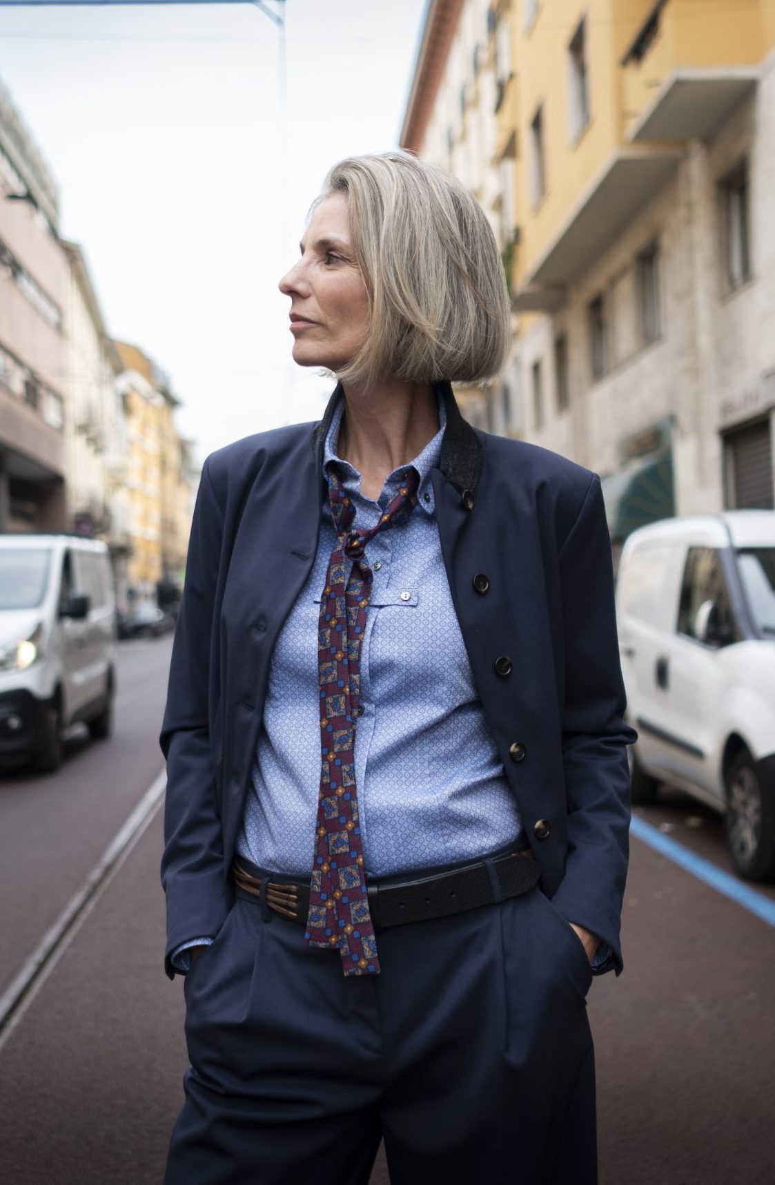 Total look donna Blue Deep dallo stile ricercato e contemporaneo